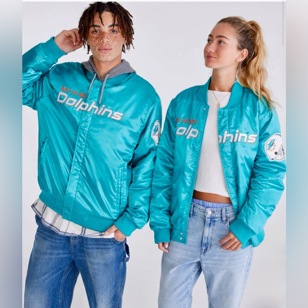 NWT-🐬Miami Dolphins Bomber Jacket🐬